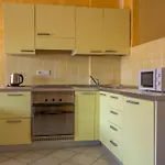 Apartamento Guesthost - Two-levels With Balconies And Parking *