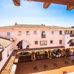 Guesthost - Two-levels With Balconies And Parking Porto Cervo