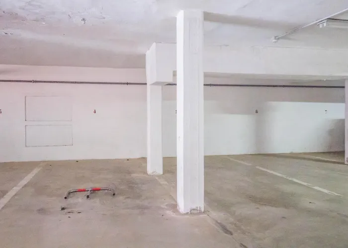 شقة Guesthost - Two-levels With Balconies And Parking