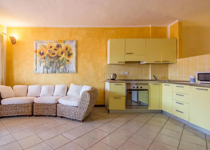 Guesthost - Two-levels With Balconies And Parking * Porto Cervo