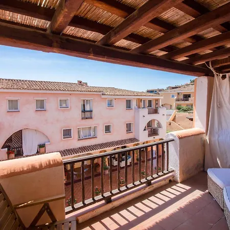 Guesthost - Two-levels With Balconies And Parking Porto Cervo