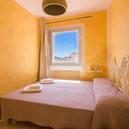 Апартаменти Two-levels With Balconies And Parking *