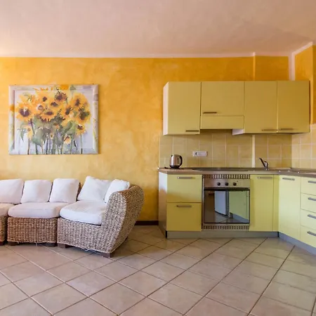 Guesthost - Two-levels With Balconies And Parking * Porto Cervo