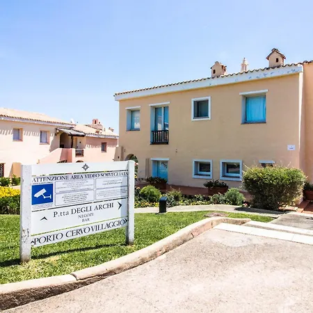 Daire Two-levels With Balconies And Parking *