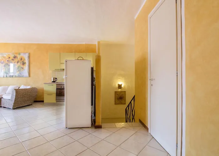 Guesthost - Two-levels With Balconies And Parking * Porto Cervo