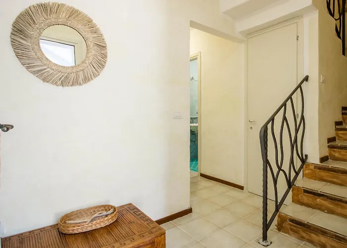 Guesthost - Two-levels With Balconies And Parking * Porto Cervo