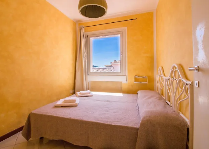 Apartment Guesthost - Two-levels With Balconies And Parking *