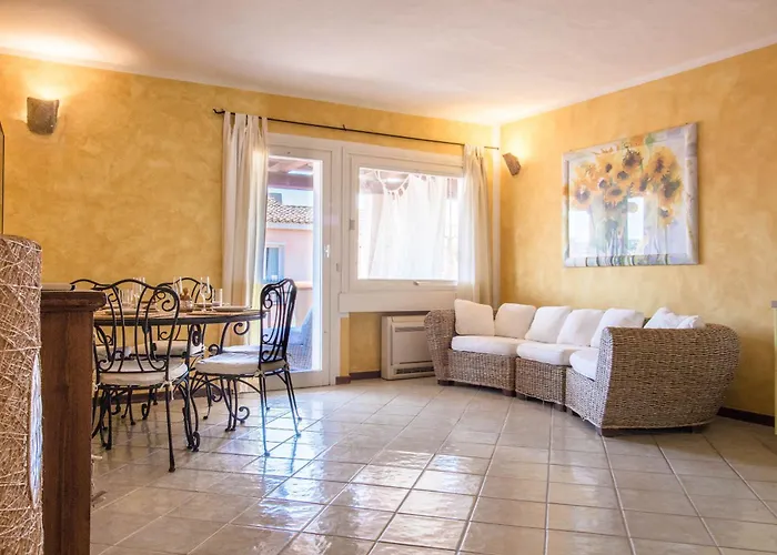 Apartment Guesthost - Two-levels With Balconies And Parking *